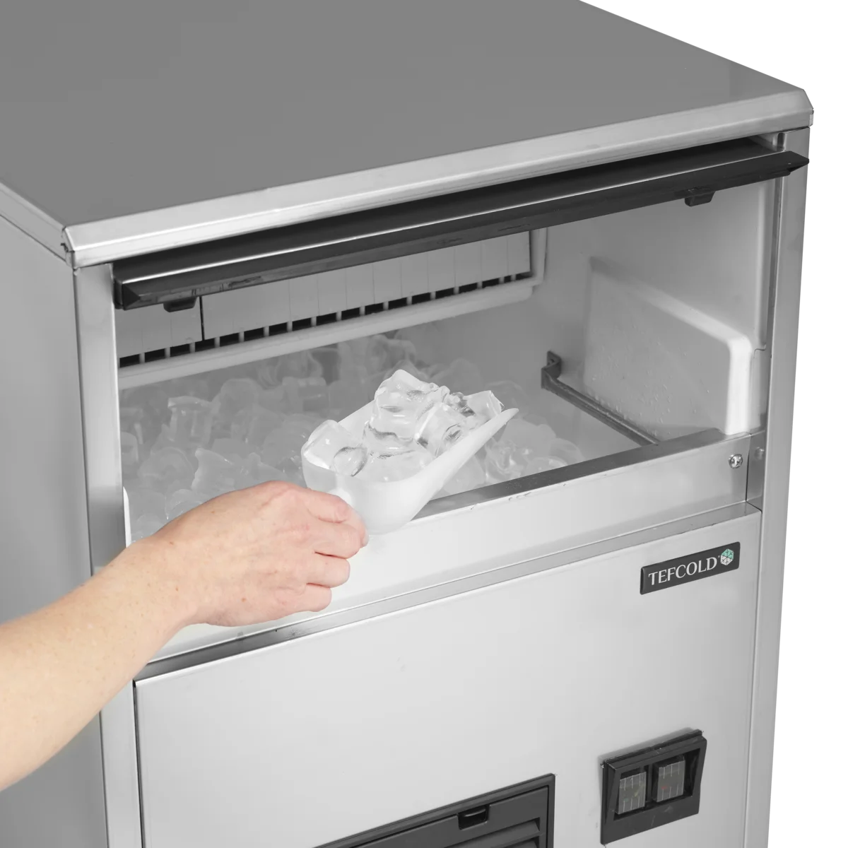 Tefcold Volleiswürfelbereiter TC57