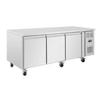 Polar U-Serie Bäckerei-Kühltisch EN 60x40 3 Türen 634 Liter auf Rollen