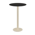 Feros Urban mange-debout avec piètement sable + plateau HPL noir Ø70 cm