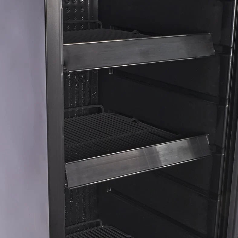 Gastro-Cool GD175 Getränkekühlschrank Retro Slim 212 Liter schwarz/schwarz, LED
