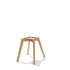 Feros Keeve chaise empilable grise sans accoudoirs, structure en bois de bouleau et assise en plastique, 470 x 530 x 830 mm