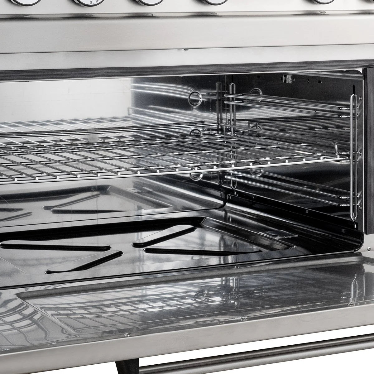 Gasherd Serie 700 - 110/70 mit Gasbackofen - 6 Kochstellen - 42 kW