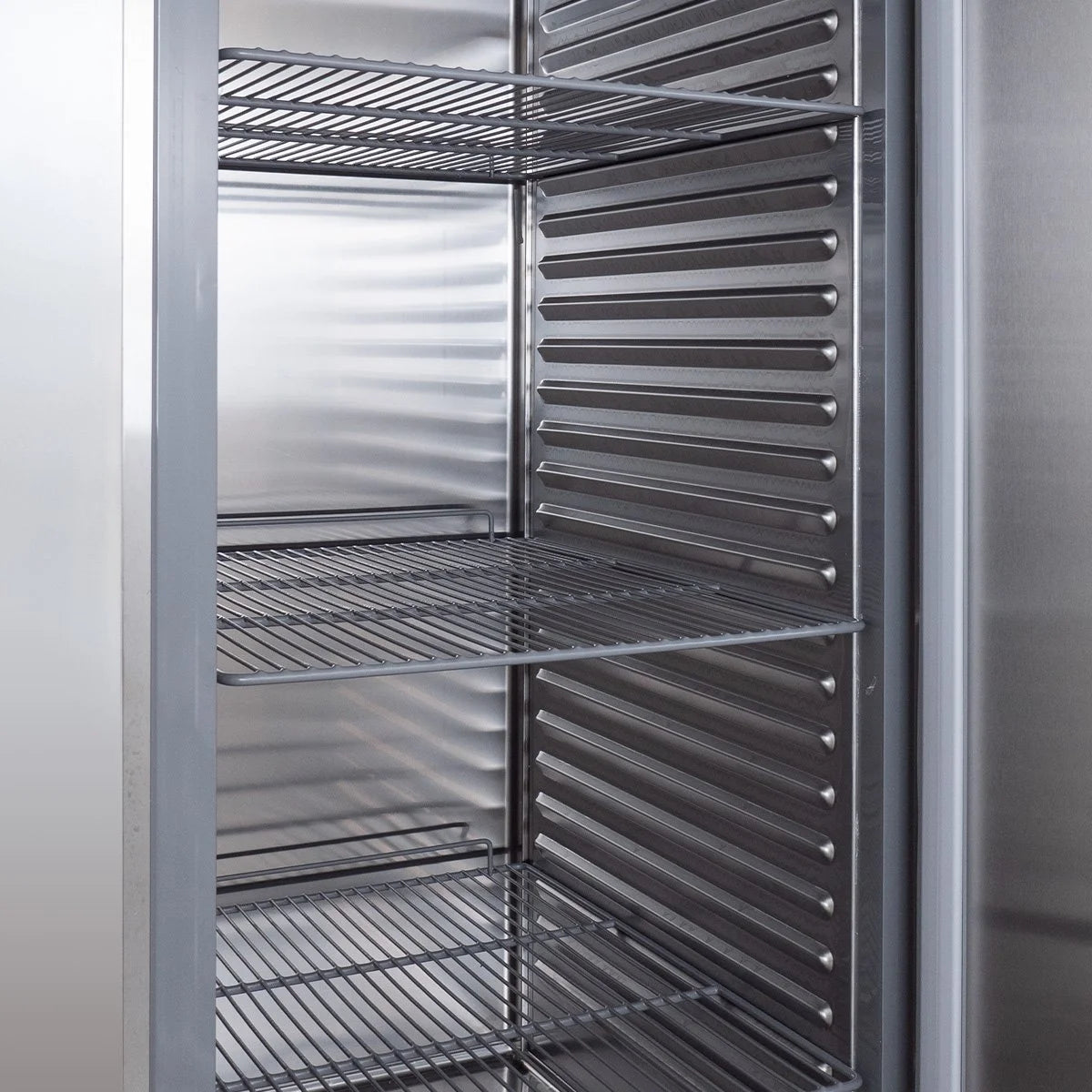 Armoire réfrigérée professionnelle PROFI 700 GN 2/1 Superior