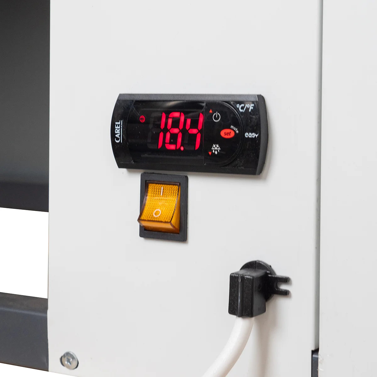 Comptoir réfrigéré PROFI 150 - vitre frontale arrondie, 1525 mm, avec éclairage LED
