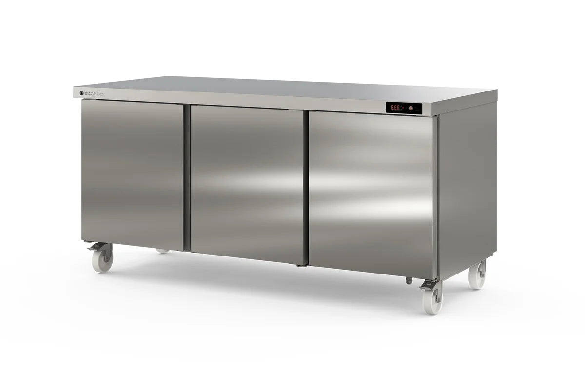 Coreco Kühltisch US Range 1800 - 3/0