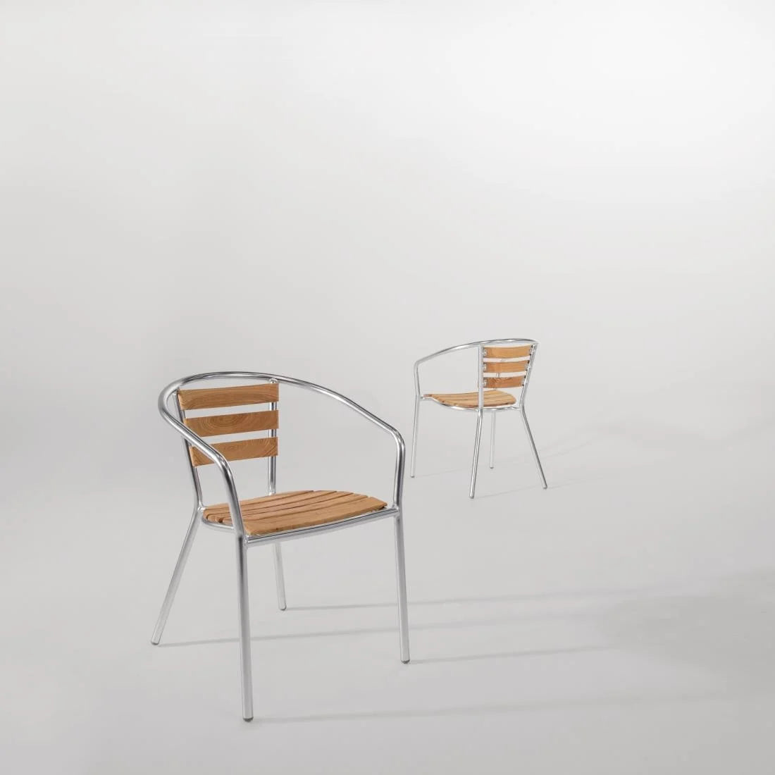 Fauteuils empilables Bolero en aluminium et bois de frêne - 4 pièces