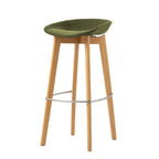 Tabouret de bar empilable FEROS Keeve - coque d’assise basse, rembourrée - bois / vert