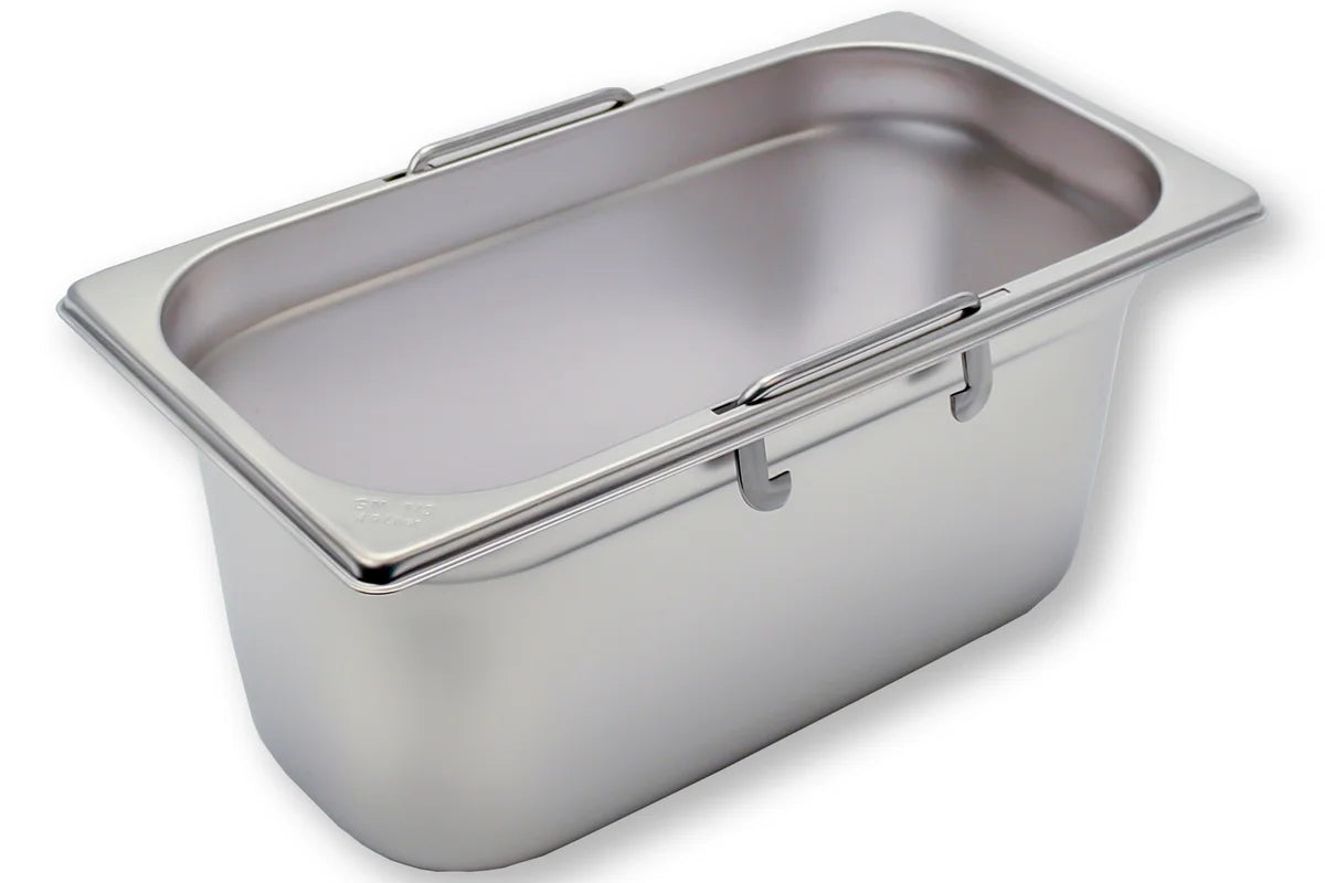 Bac GN Rieber en acier inoxydable GN 1/3 avec poignées encastrables - 150 mm, capacité : 4,9 litres, Mod. 13 150 F