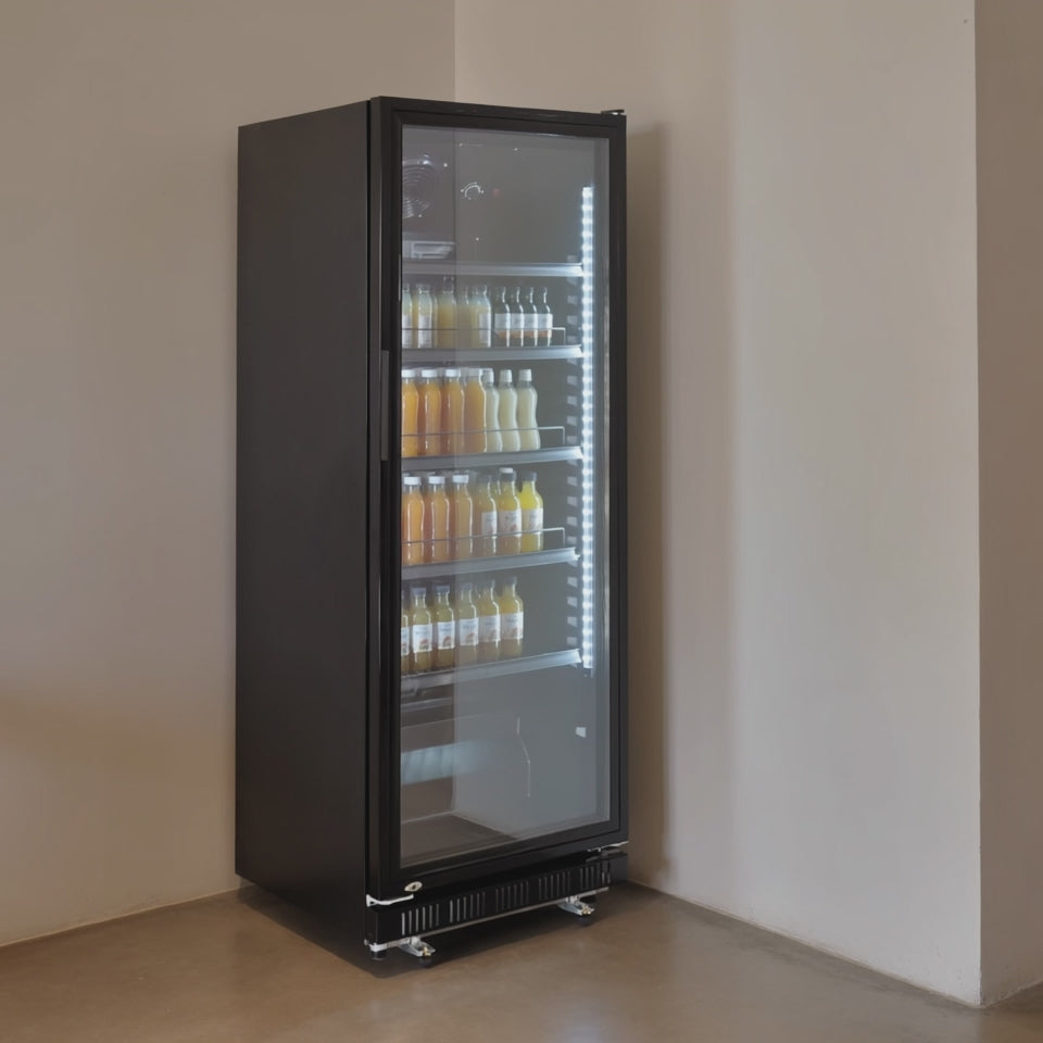 Getränkekühlschrank GK-360BB, 360 Liter Kühlraumvolumen, 4 verstellbare Einlegeböden, Innenbeleuchtung, Abschließbar, Schwarz